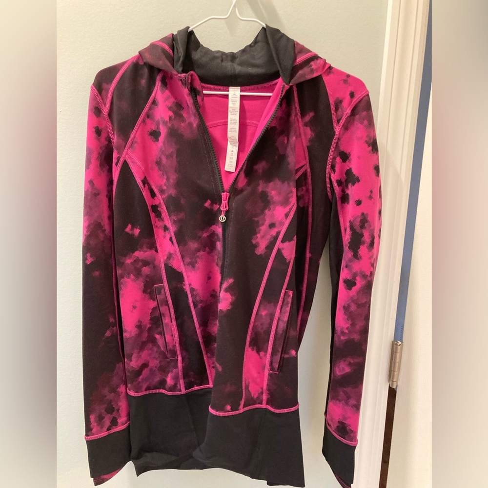 Lululemon daily practice jacket